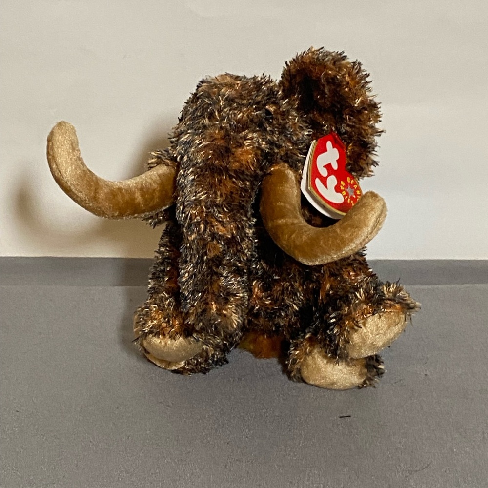 Ty Giganto Beanie Baby Wooly Mammoth 12/17/2000